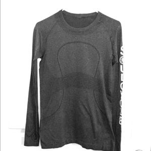 SoulCycle Lululemon long sleeve shirt